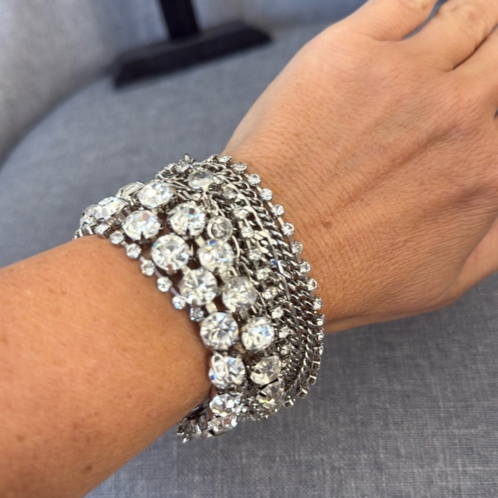 Elegant Silver Beaded vintage cuff Bracelet magnetic closure